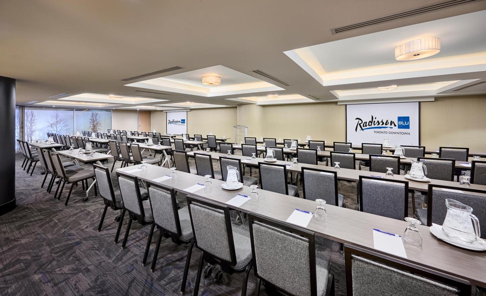 Radisson Blu Toronto Downtown Otel Dış mekan fotoğraf